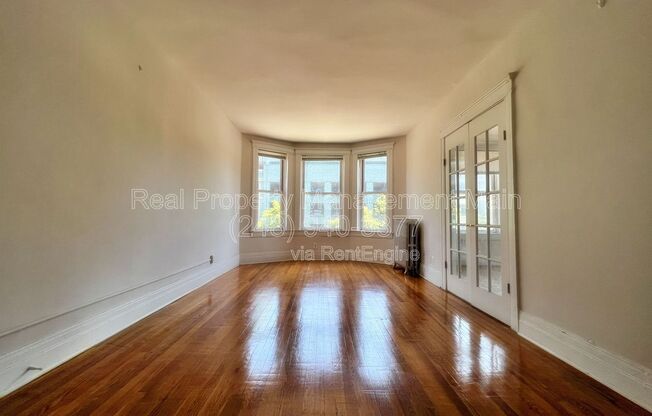 4425 John R. St. - 7