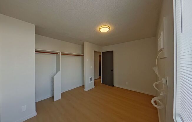 2 beds, 1 bath, 647 sqft, $1,660, Unit 29A
