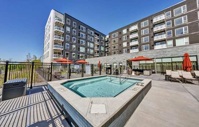 The Mera | Brand New St. Louis Park Luxury Apartments