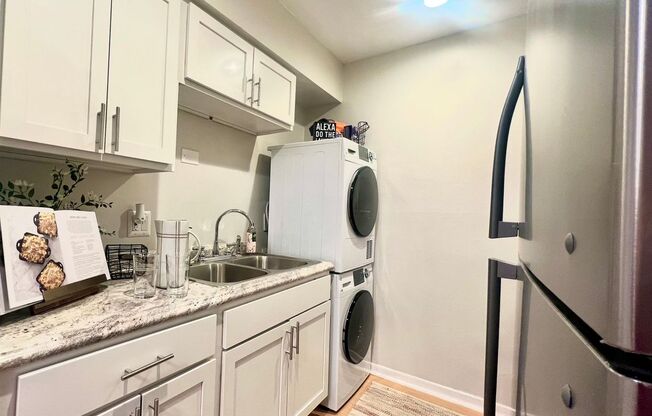 1 bed, 1 bath, 640 sqft, $1,599, Unit 31