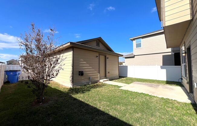 3 beds, 2.5 baths, $1,998