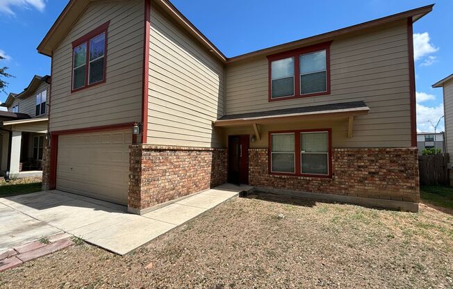 3 beds, 2.5 baths, $1,595