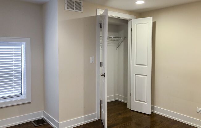 2 beds, 1.5 baths, 1,545 sqft, $3,950, Unit 1210WR-1