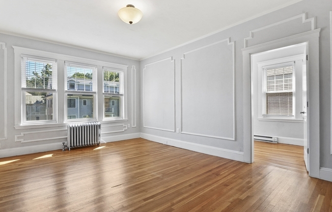 4 beds, 2 baths, 2,100 sqft, $6,000, Unit 2