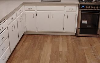 Coloma Garden Apartments