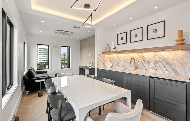 1 bed, 1 bath, 635 sqft, $3,675, Unit 604