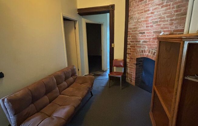 1102 Mulberry