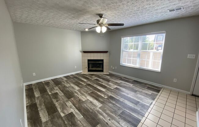 2 beds, 2.5 baths, 1,350 sqft, $1,695, Unit 23