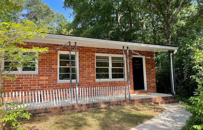 2 bedroom, 1 bathroom updated home in Normaltown