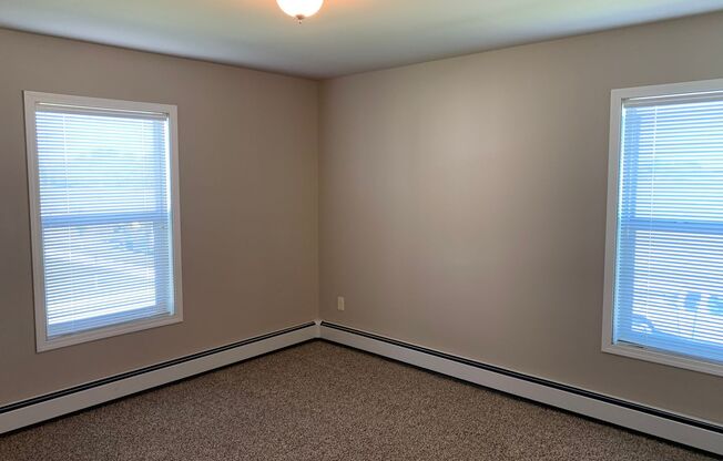 2 beds, 2 baths, 1,011 sqft, $1,255, Unit 2320-208