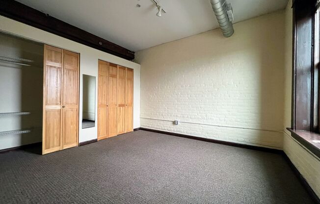 2 beds, 1 bath, 941 sqft, $1,495, Unit 405