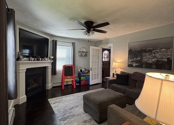 6 GANNON CT