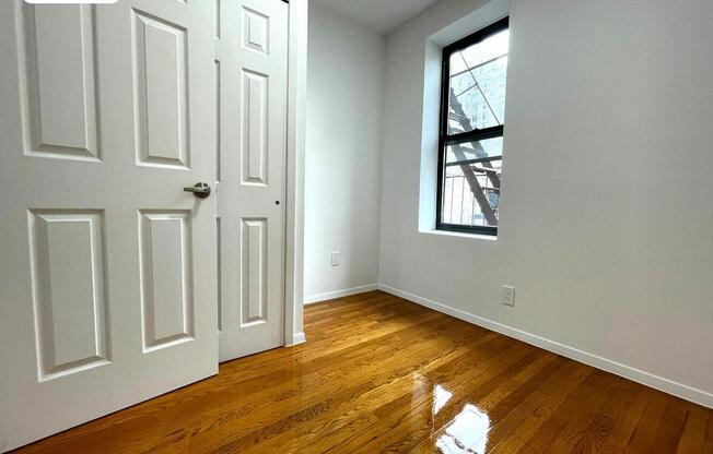 532 E 82 ST