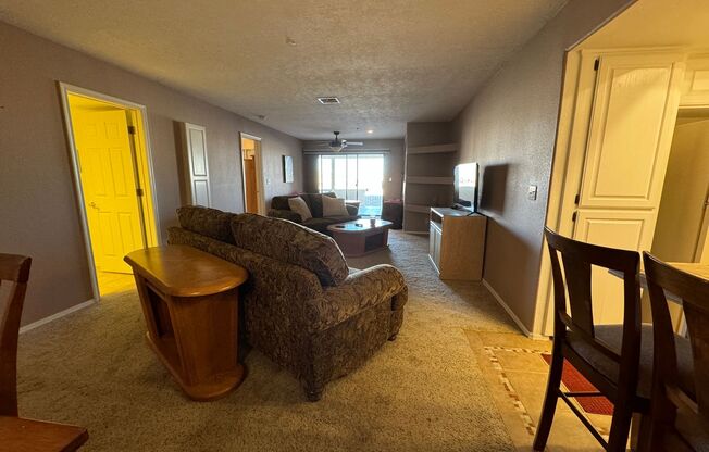 1 Bedroom Furnished Condo with Water View + Utilities included Available NOW to May 2025