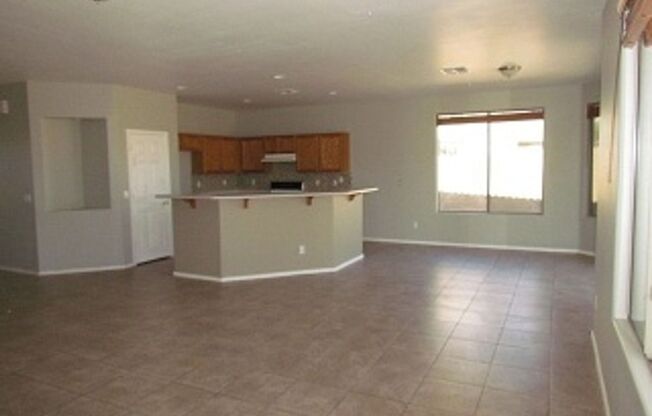 Nice, Spacious Home In Avondale