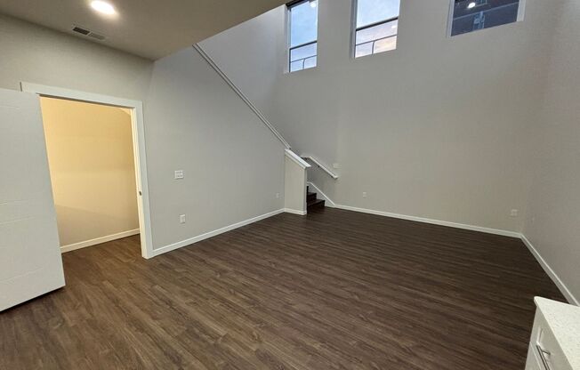 1 bed, 1.5 baths, 941 sqft, $1,595, Unit 218 - L941 LOFT