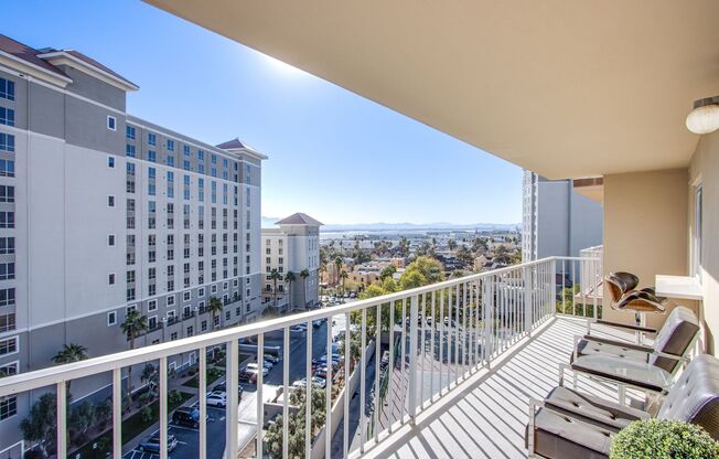 2 beds, 2 baths, $2,799, Unit # 1012