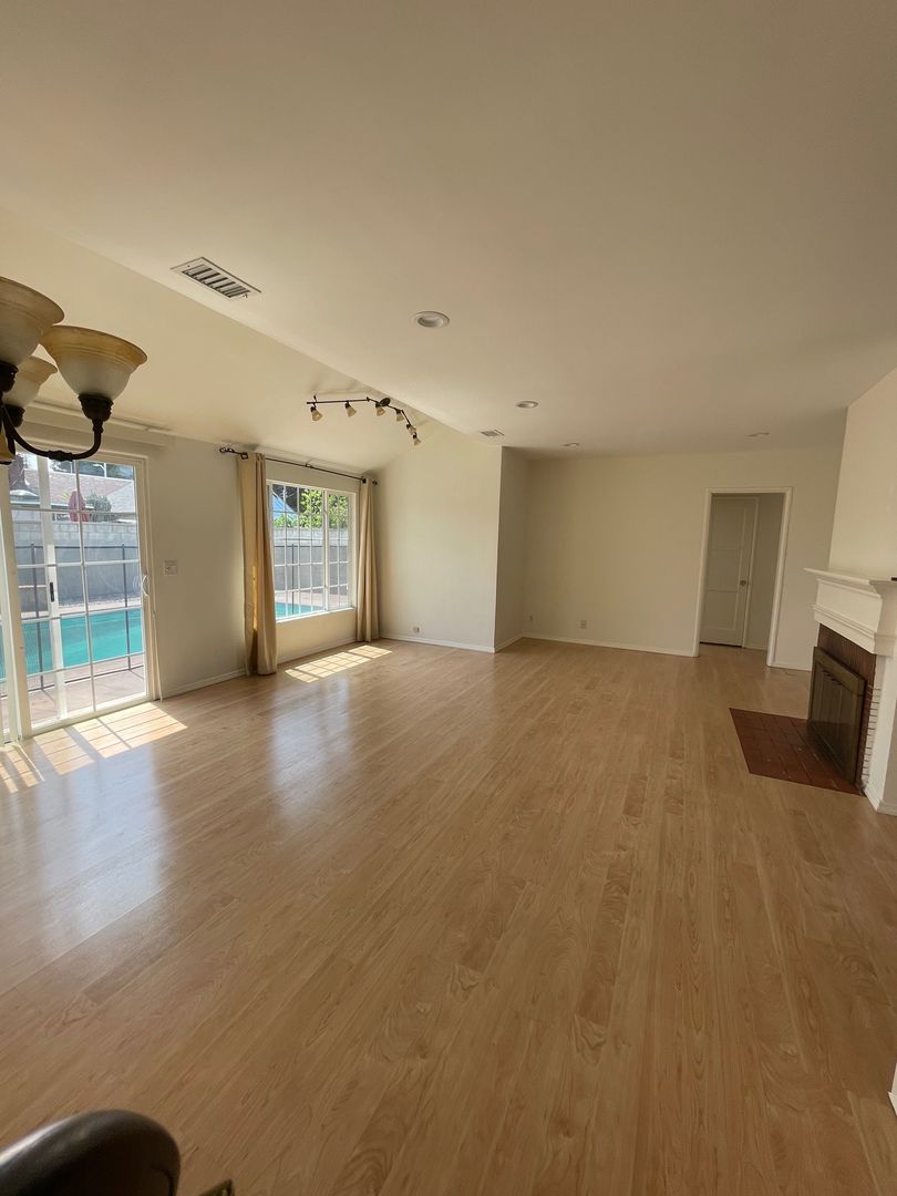 Charming 3 bedroom pool home