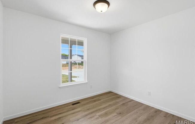3 beds, 3 baths, 1,323 sqft, $2,400, Unit Rivers Edge Dr - 179