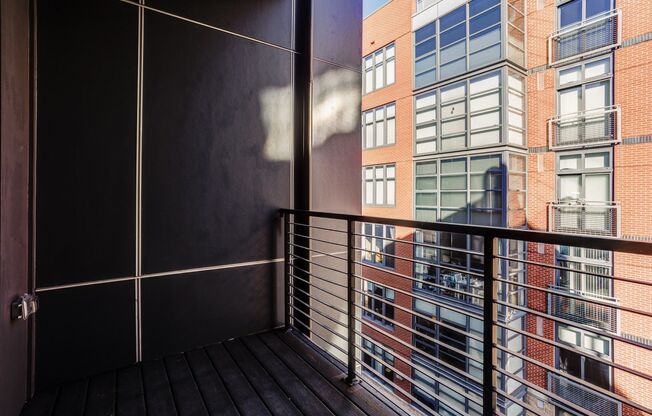 1 bed, 1 bath, 110 sqft, $1,490