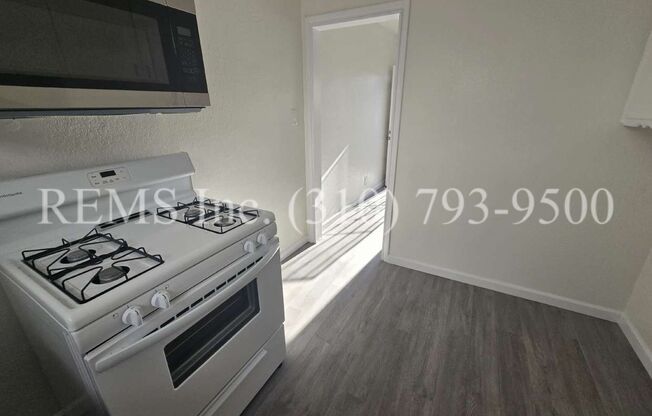 Studio, 1 bath, 342 sqft, $1,475