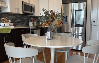 1 bed, 1 bath, 669 sqft, $2,800, Unit 304