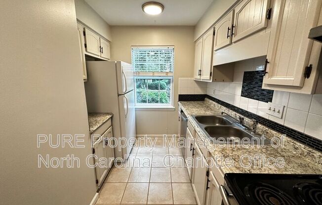 11020 HUNTER TRL LN