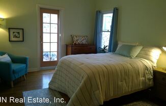 4564 East Talmadge Dr.