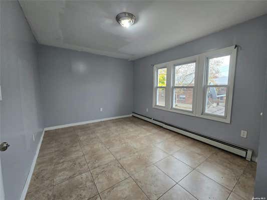 1 bed, 1 bath, $1,900