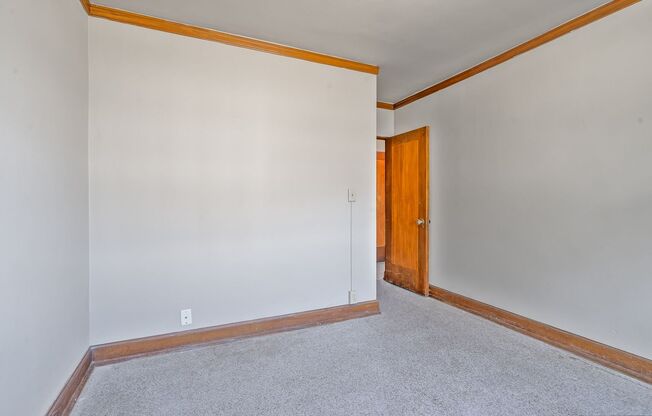 2 beds, 1 bath, 775 sqft, $1,199, Unit 201