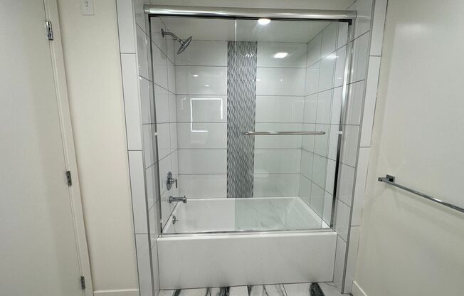 1 bed, 1 bath, 650 sqft, $3,250, Unit 501