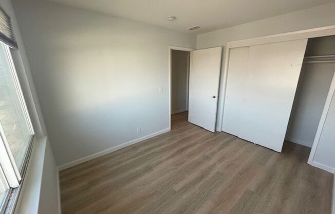 347 - 2301 Flores St