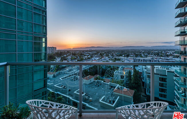 1 bed, 1.5 baths, 996 sqft, $4,595, Unit 1109