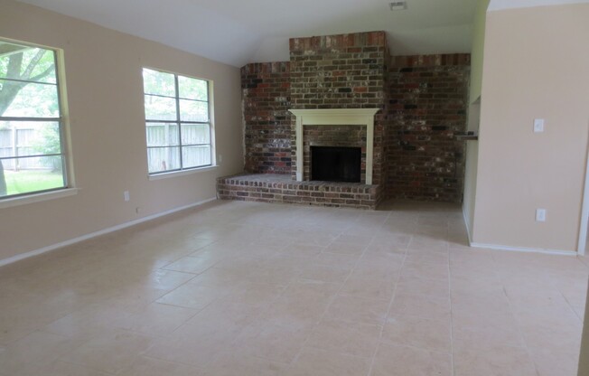 9804 Wren St --Ask about our No Security Deposit Option!!