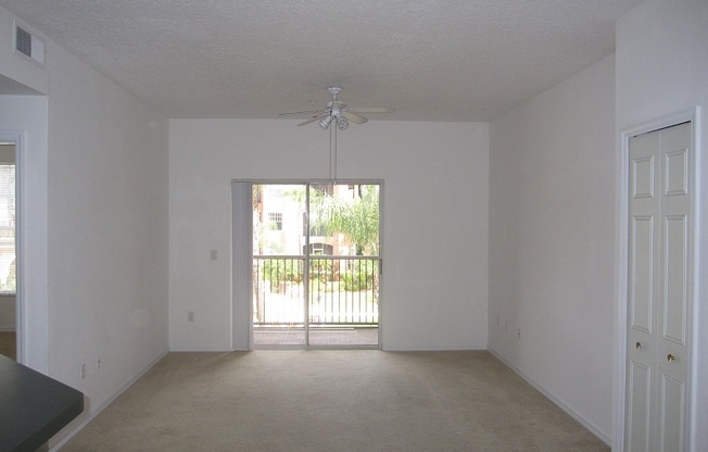 Unbeatable Value! 1BR Condo in Gated Palms Club – Pool, Gym & More!