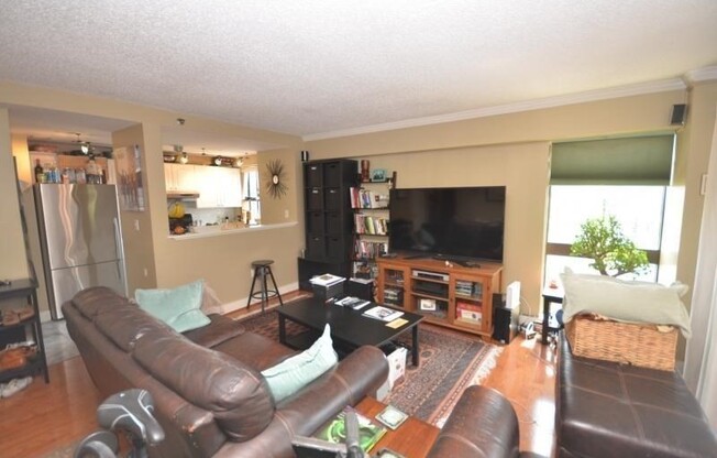 1 bed, 1 bath, 684 sqft, $2,450, Unit 405