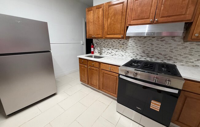3301 W 62 ST