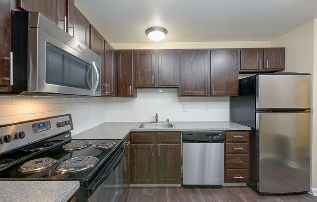 1 bed, 1 bath, 700 sqft, $1,599, Unit 1-103