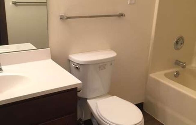 Stone Creek Willowbrook Apartments