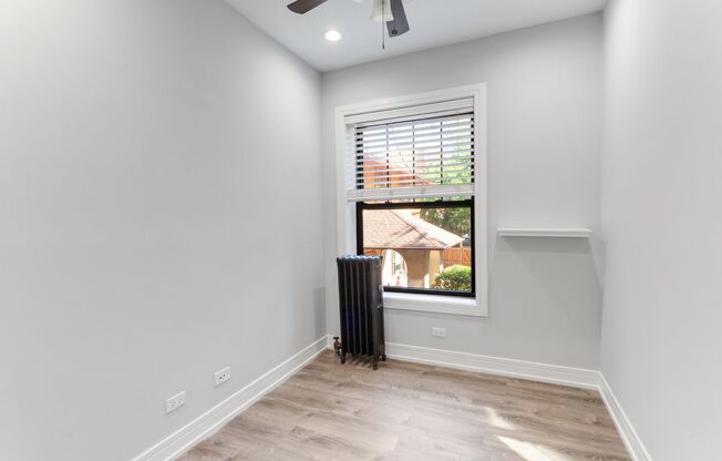 3 beds, 2 baths, 1,150 sqft, $3,300, Unit 1062-1st Floor