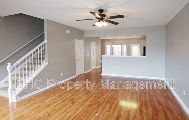 2706 PKWY TRL