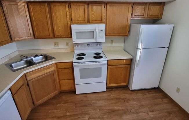 2 beds, 1 bath, 720 sqft, $955, Unit 1249-16
