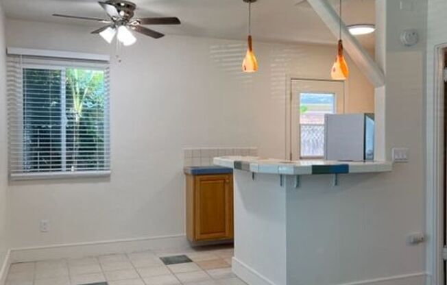 BEACH CLOSE- Welcome to Emerald Street a 1 Bedroom Cottage