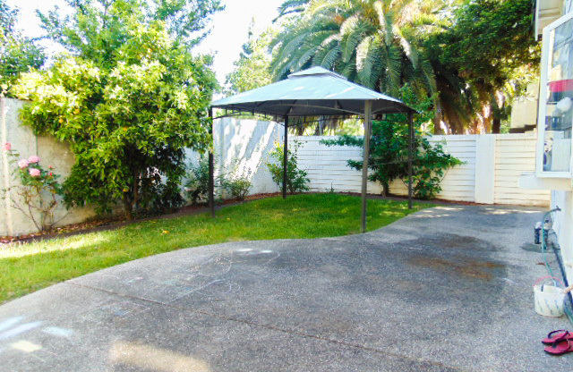 Forest Park/Ardenwood area home in Fremont