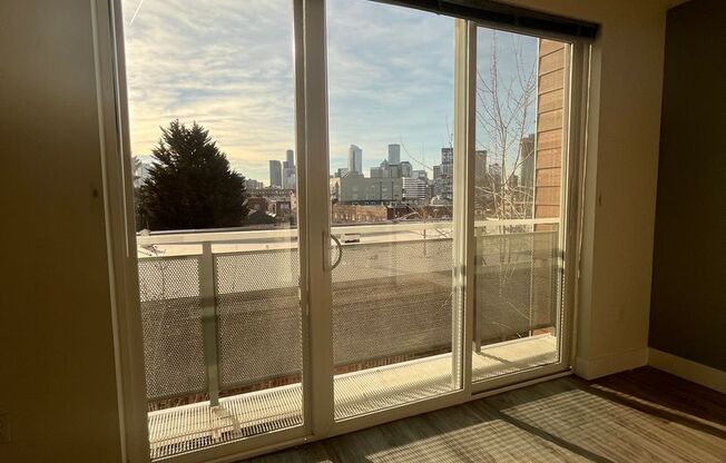1 bed, 1 bath, 472 sqft, $1,625, Unit 505