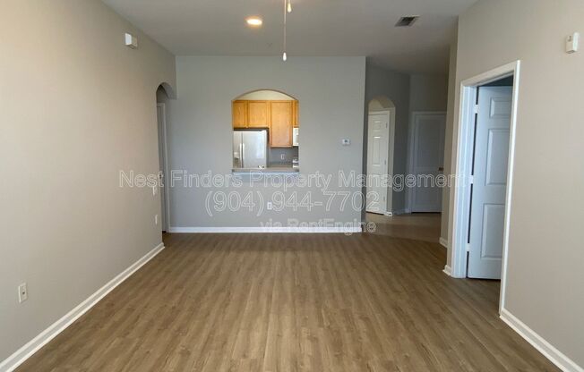 3 beds, 2 baths, 1,408 sqft, $1,600, Unit 929