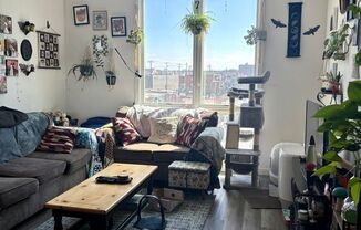 2 beds, 2 baths, $1,595, Unit 401