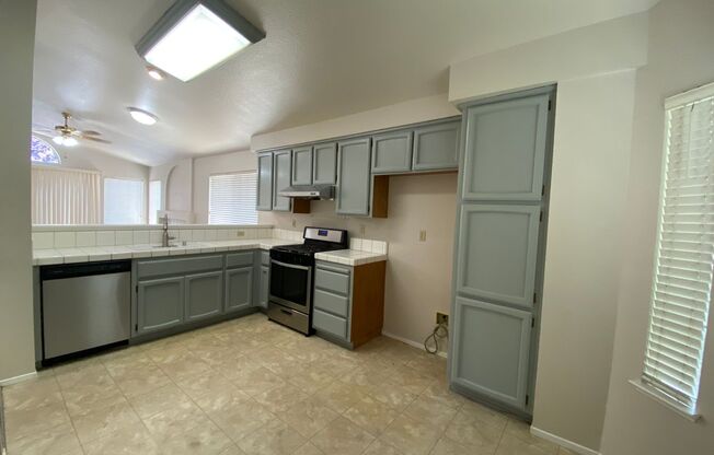 Open Floor Plan, 3 Bed, 2 Bath Home