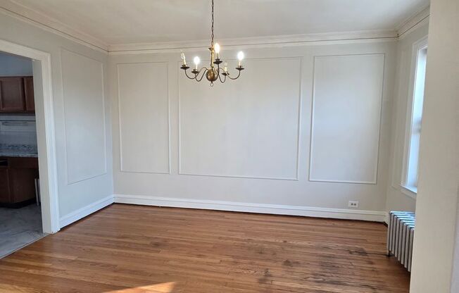 7443-49 N. Claremont