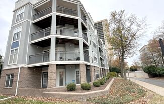 2 beds, 2 baths, $2,595, Unit Unit 204